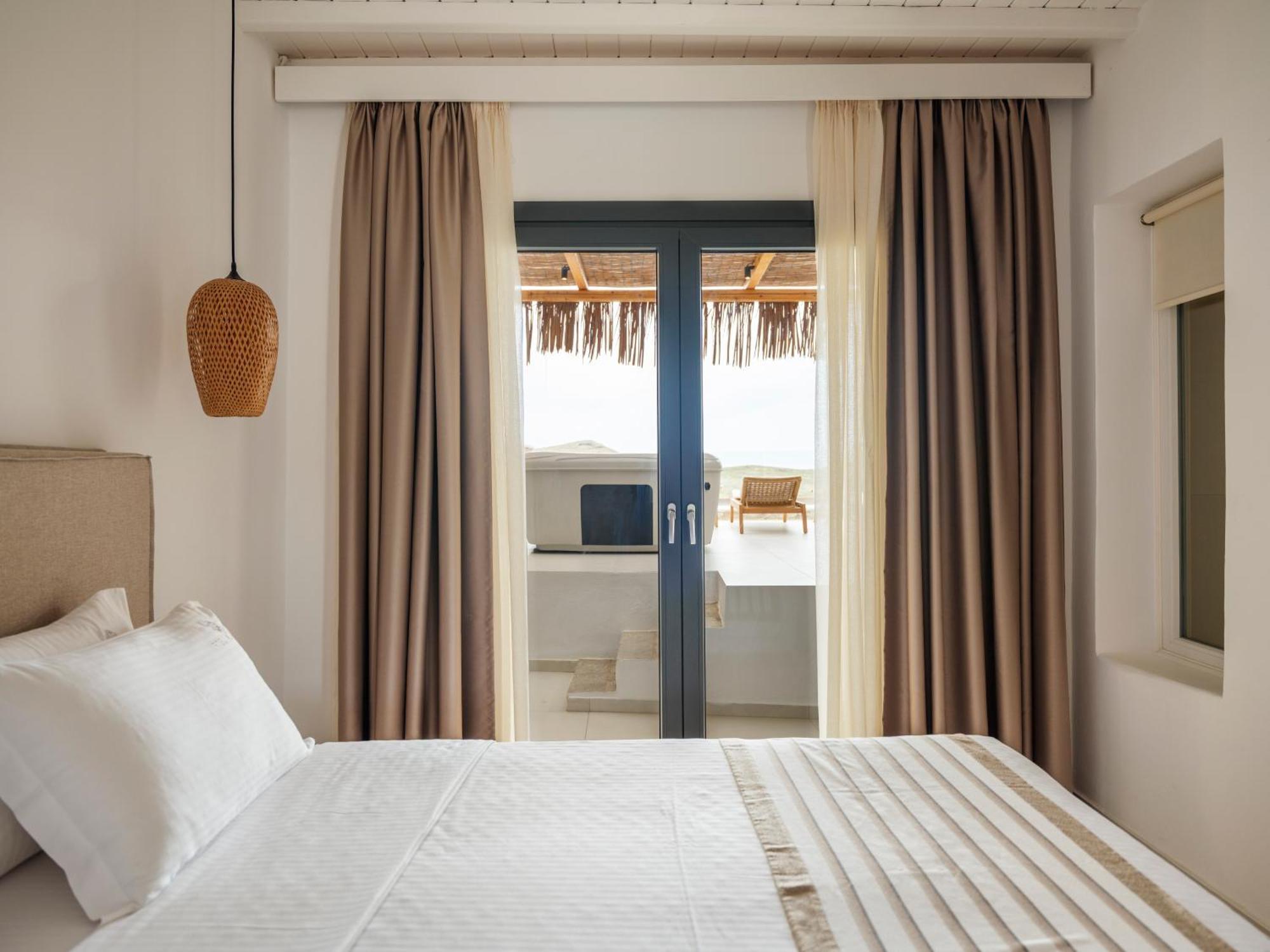 เอฟเทเลียเบย์ โฮเต็ล Hotel Ftelia  ภายนอก รูปภาพ